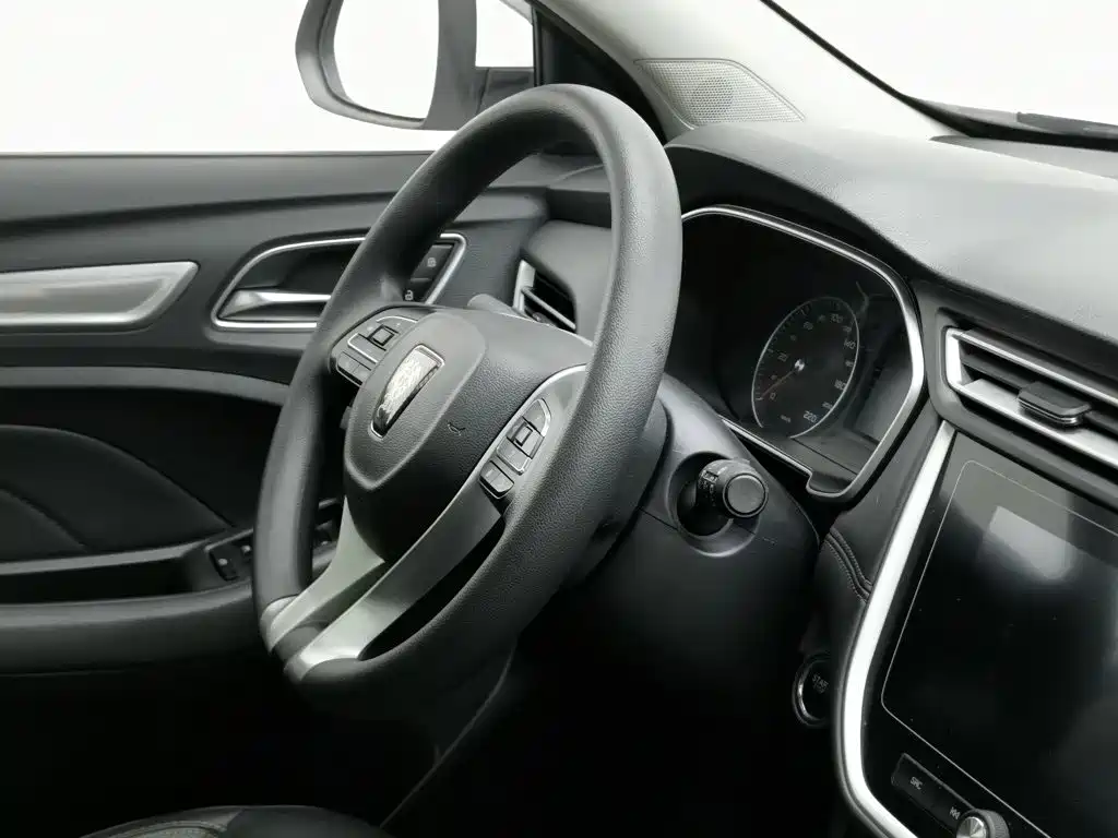 Roewe RX3 — миниатюра 22