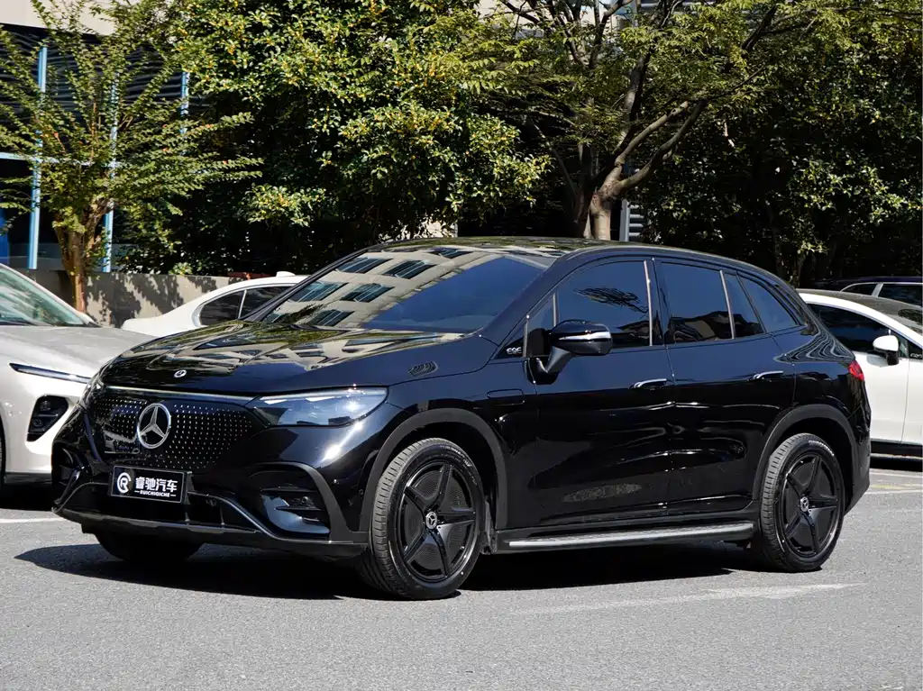 Mercedes-Benz EQE SUV