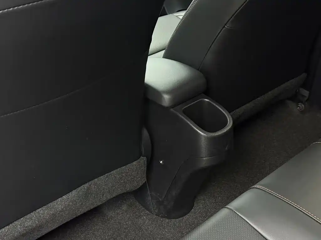 TOYOTA YARIS L ZHIXUAN