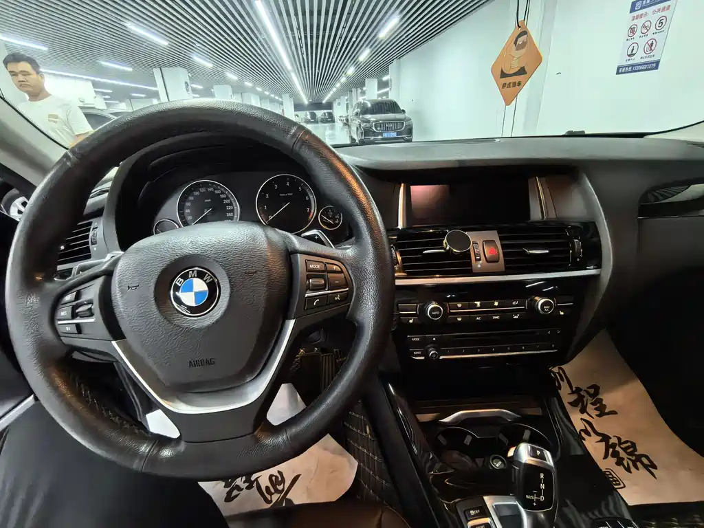 BMW X4 — миниатюра 5