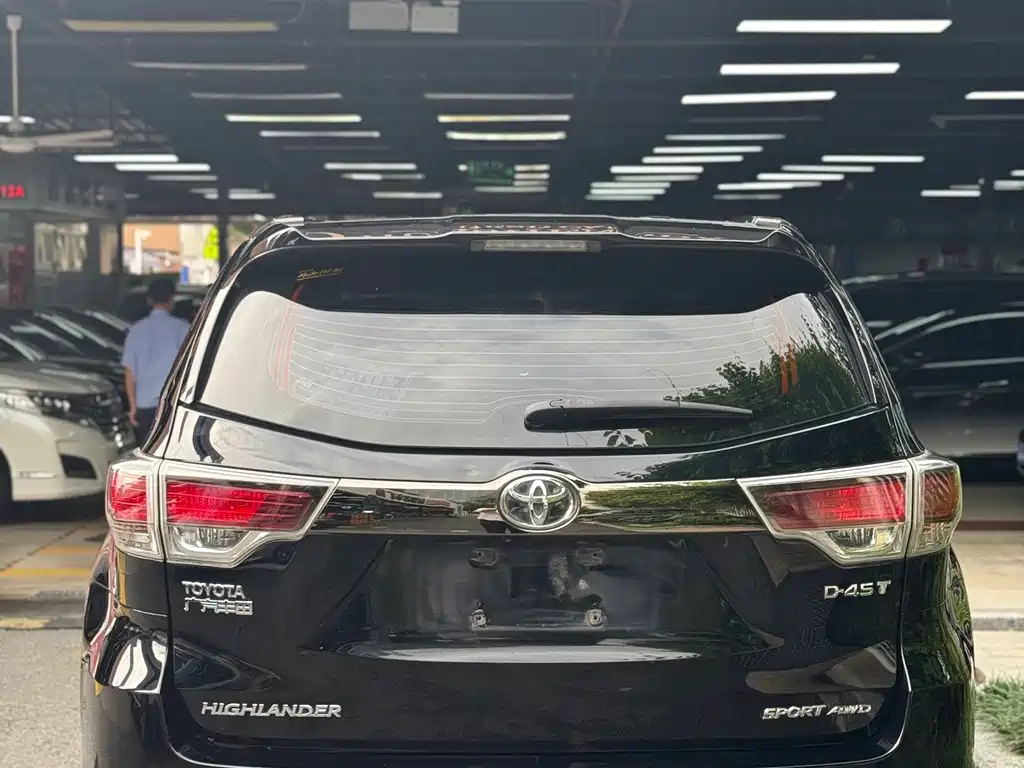 Toyota Highlander — миниатюра 6