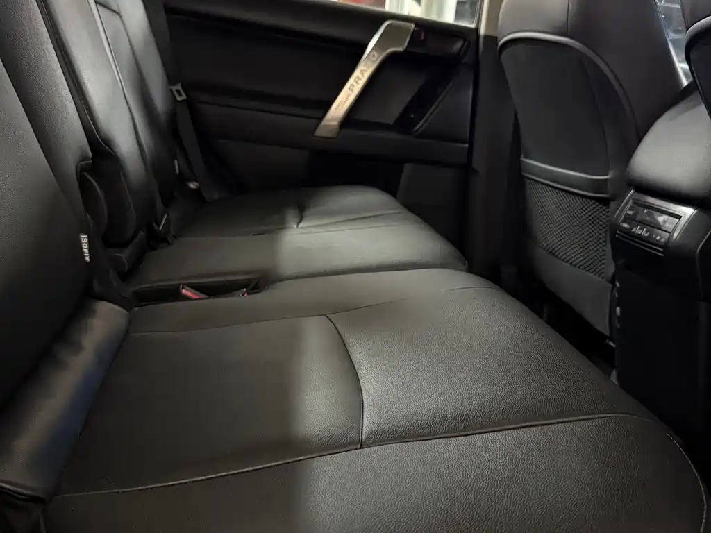 Toyota Prado — миниатюра 13
