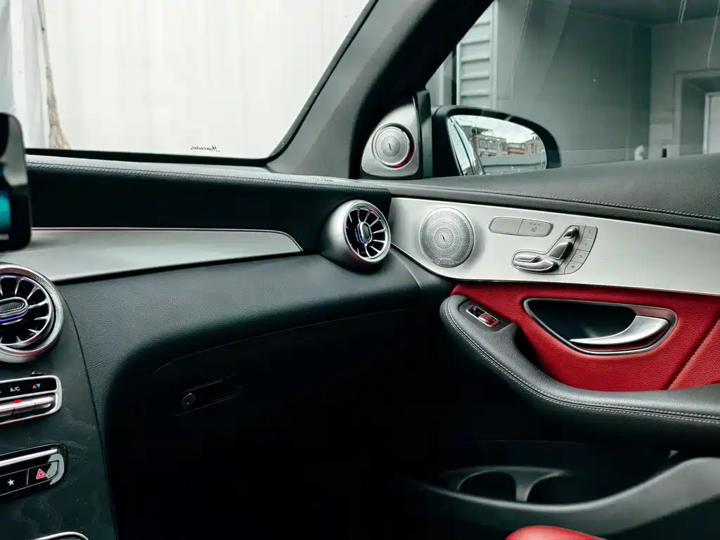 Mercedes-Benz GLC AMG — миниатюра 18