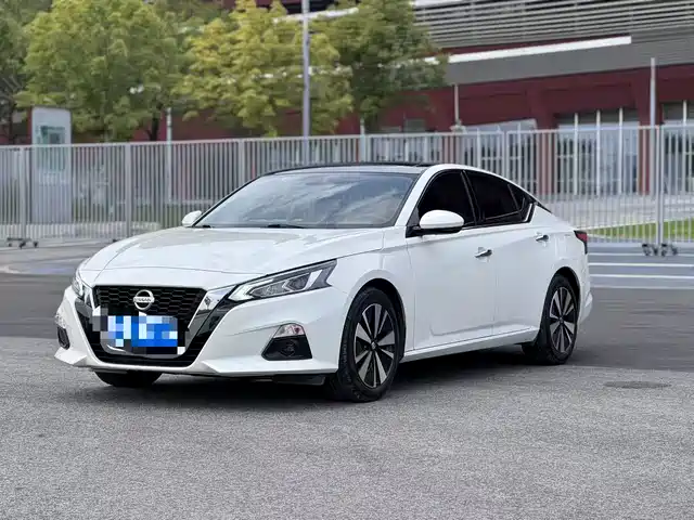 NISSAN TEANA 2021