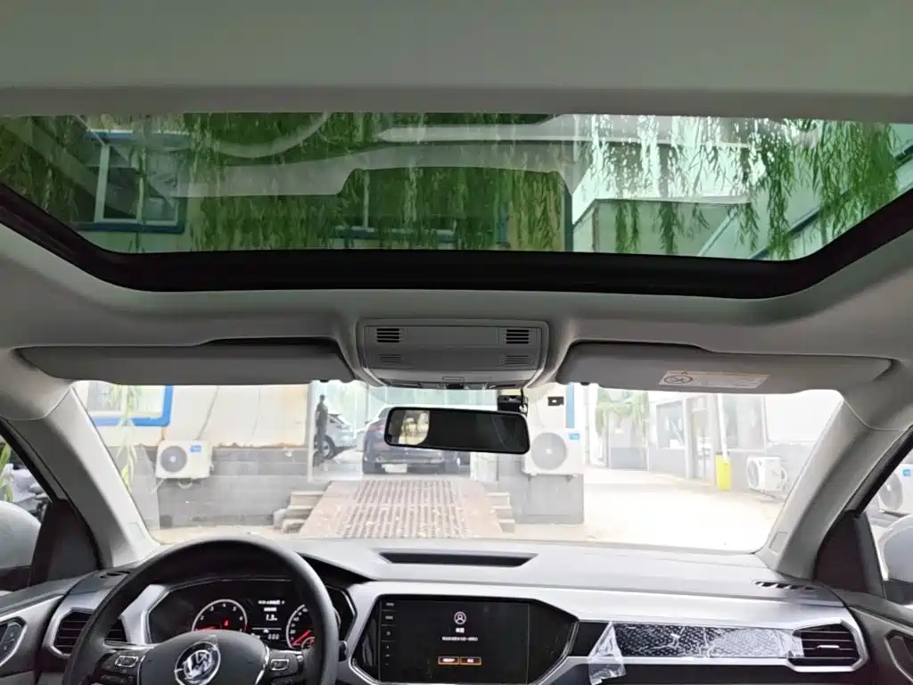 Volkswagen T-Cross — миниатюра 18