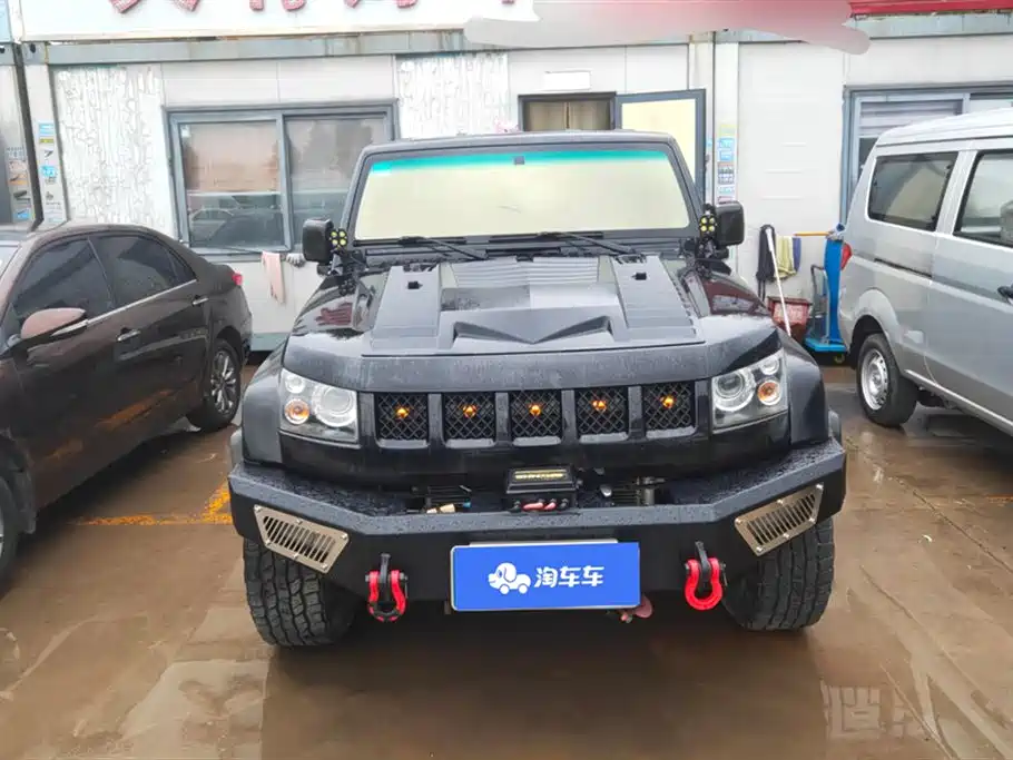 BAIC BJ40 2016 40L 2.0T MT Luxury