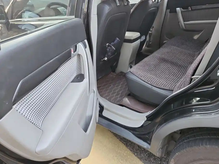 Chevrolet Captiva — миниатюра 11