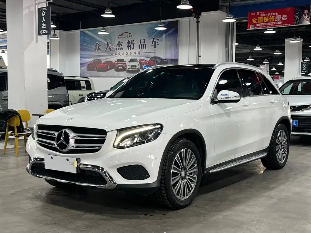 MERCEDES-BENZ GLC