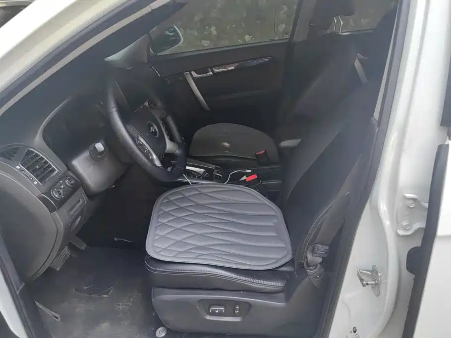 Chevrolet Captiva — миниатюра 9