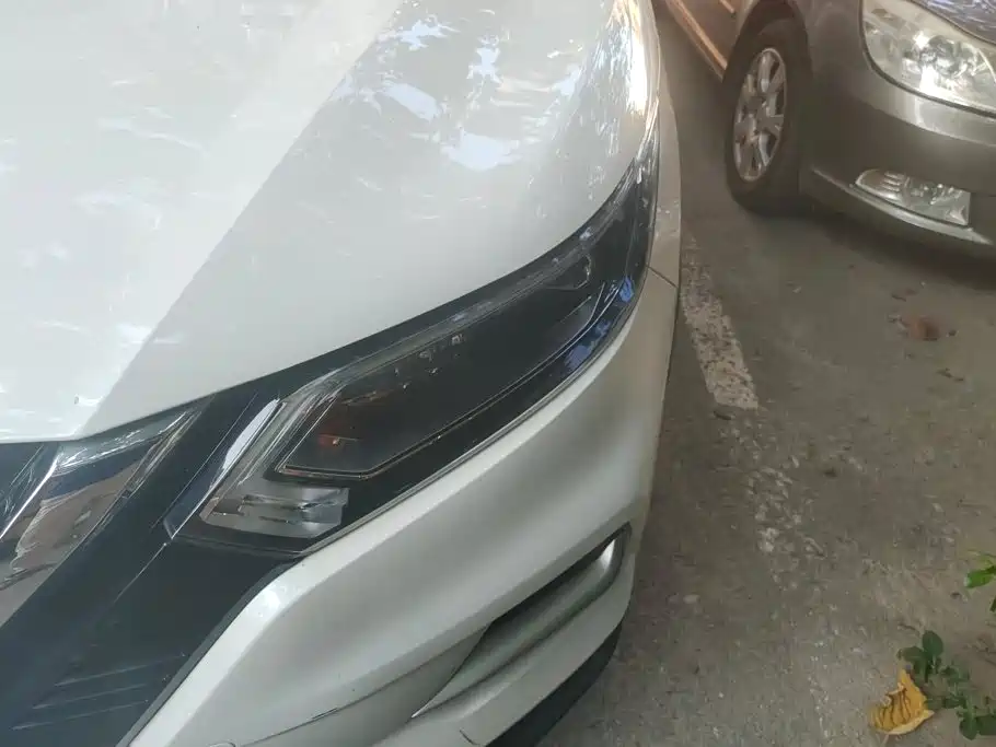 Nissan Qashqai — миниатюра 5