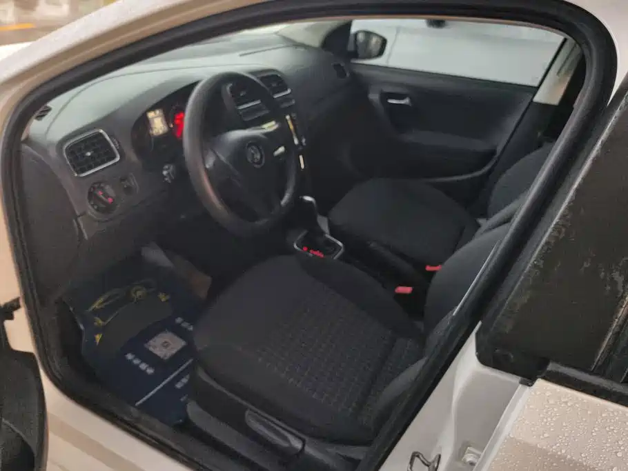 Volkswagen Polo — миниатюра 9