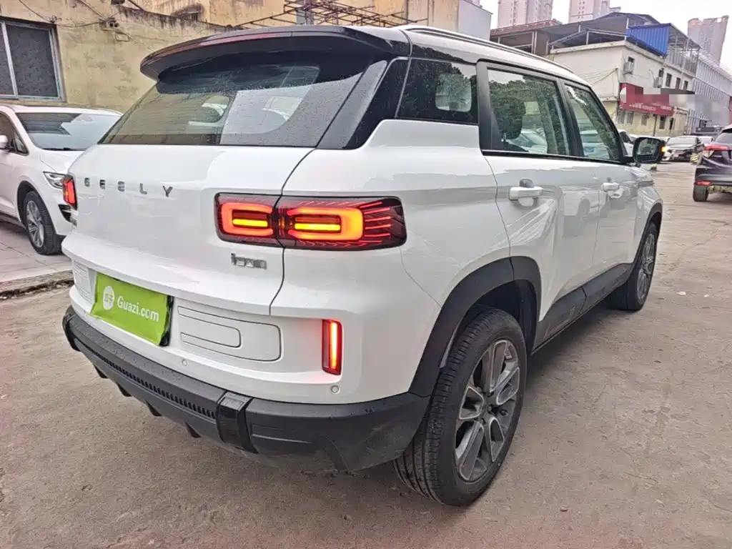Geely Icon — миниатюра 7