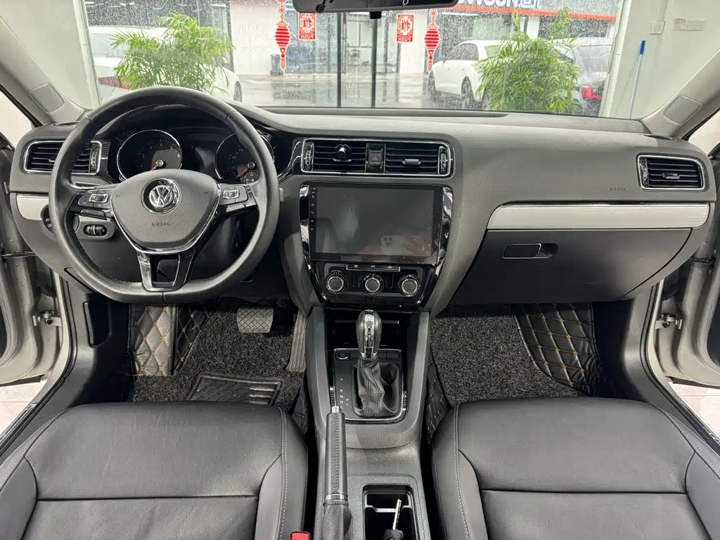 Volkswagen Sagitar — миниатюра 9