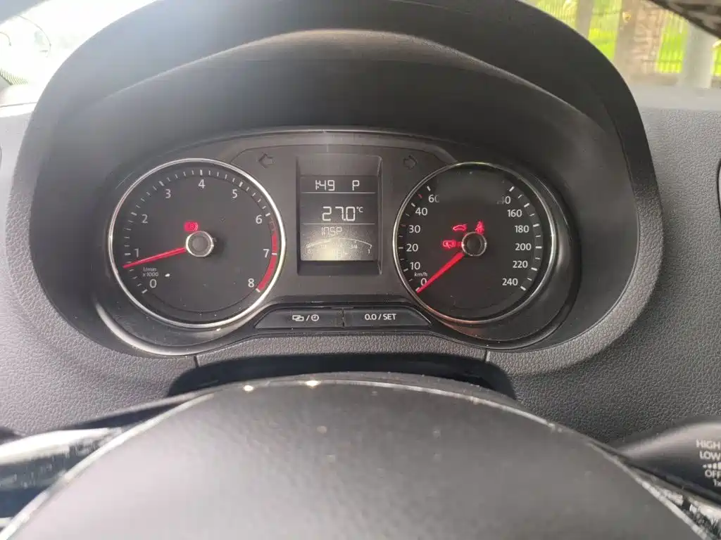 Volkswagen Polo — миниатюра 4