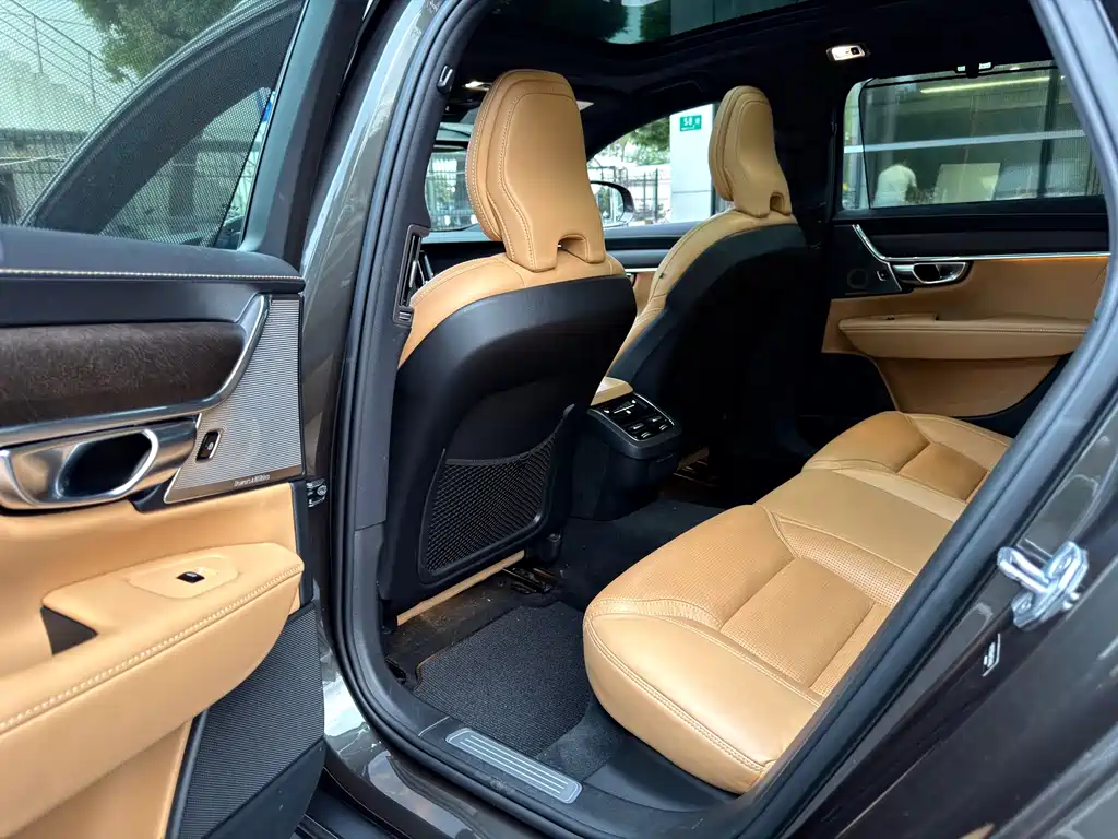 Volvo V90 — миниатюра 10
