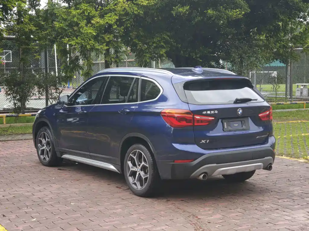 BMW X1 — миниатюра 7
