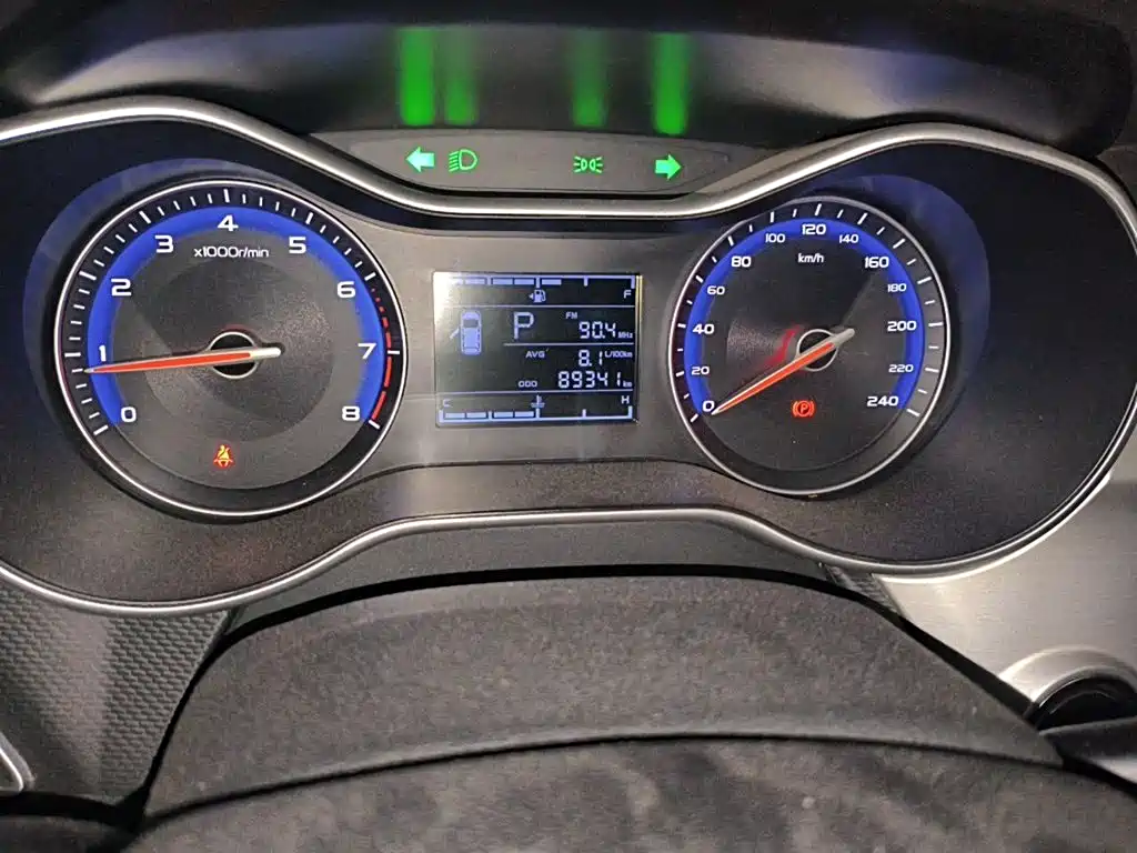 Geely Vision — миниатюра 5