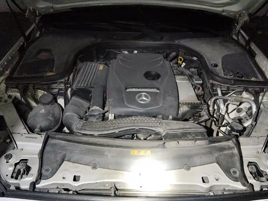 Mercedes-Benz E-Class — миниатюра 10