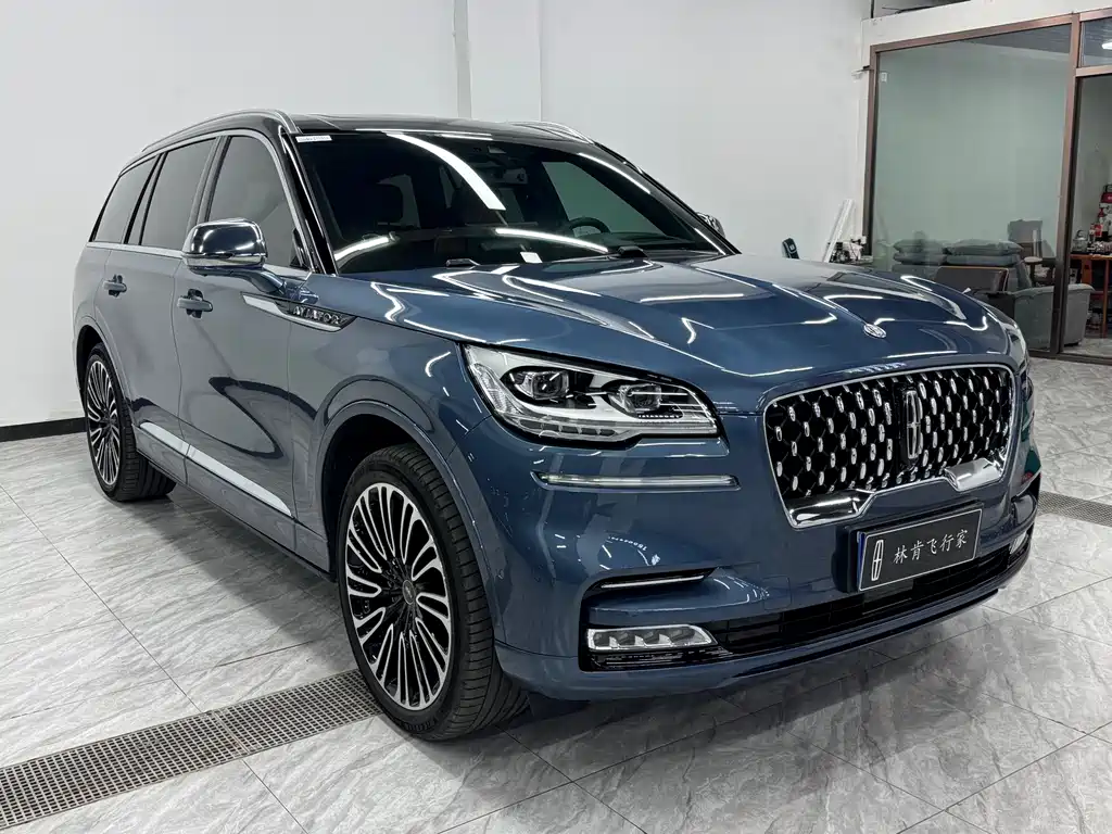 Lincoln Aviator — миниатюра 3