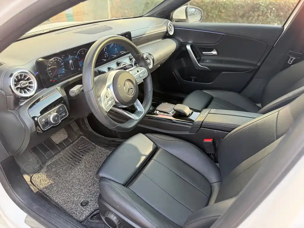 MERCEDES-BENZ A CLASS