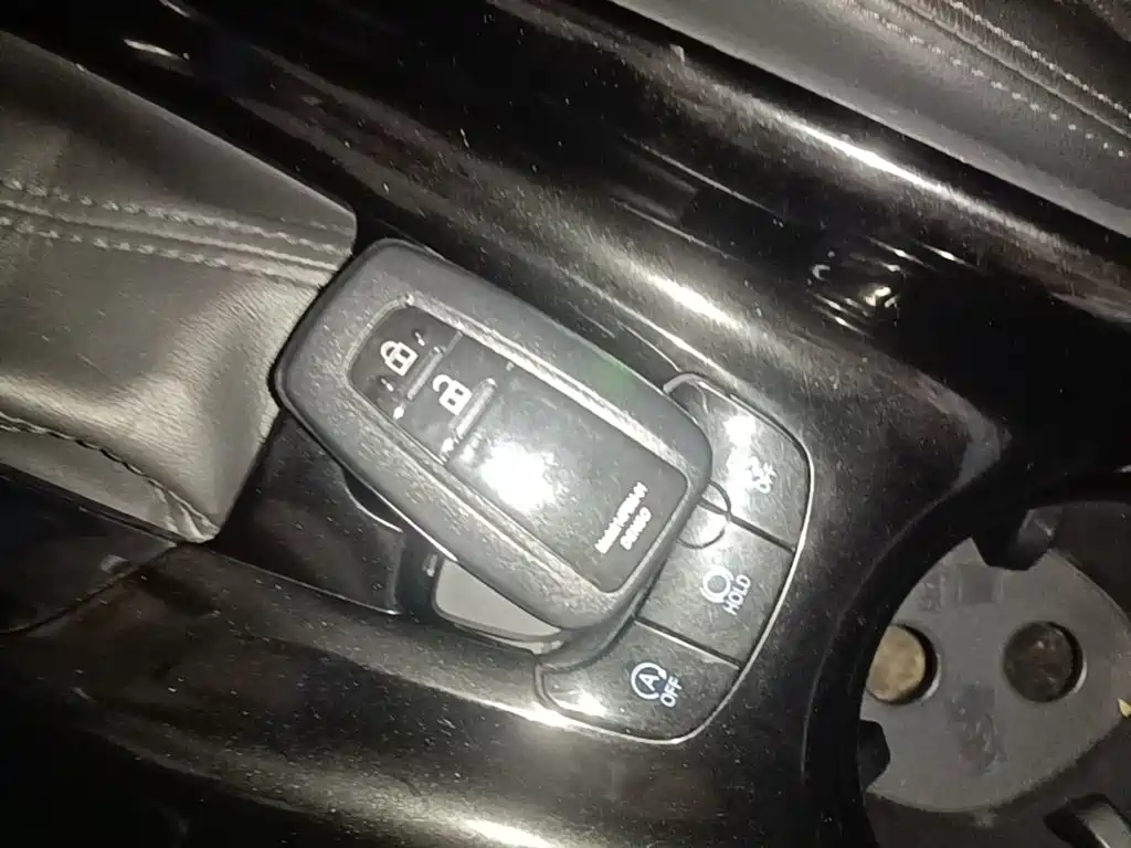 Toyota IZOA — миниатюра 9