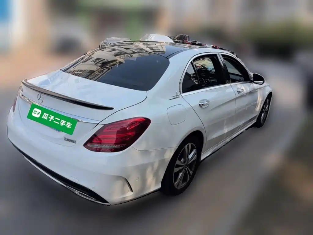 Mercedes-Benz C-Class — миниатюра 8