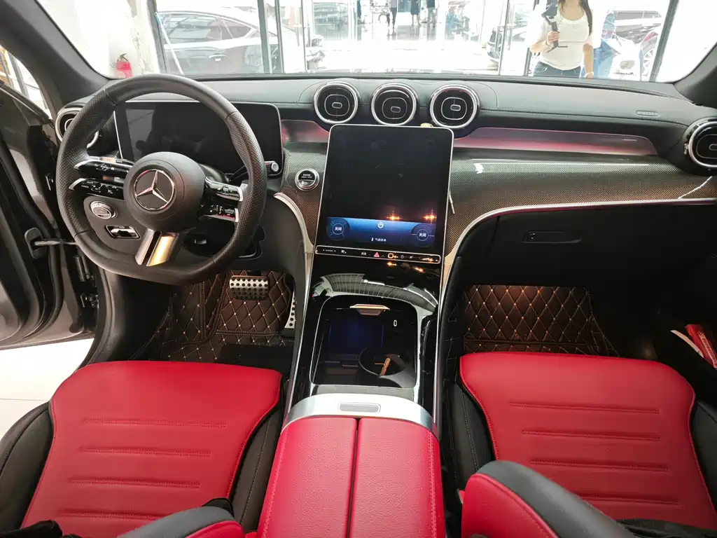 Mercedes-Benz GLC 2024 GLC 260 4MATIC SUV