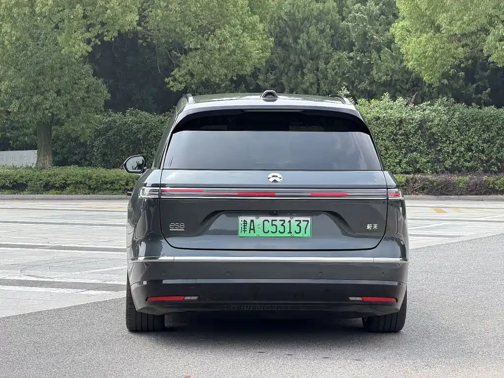 NIO ES8 2026 мест Executive