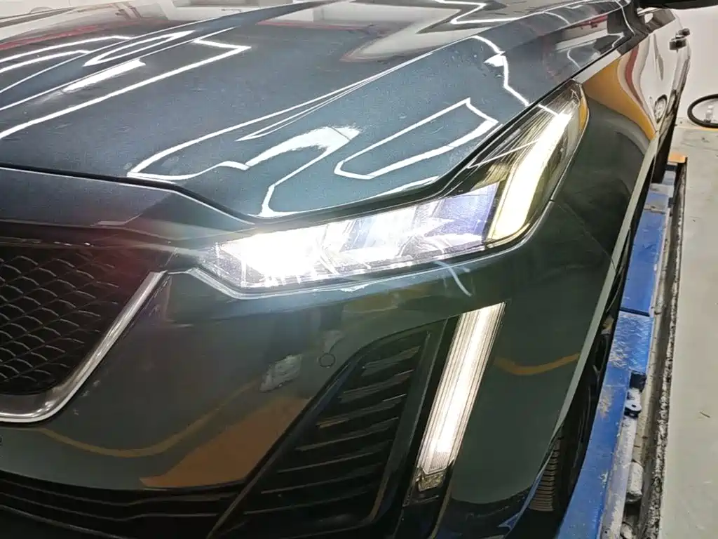 Cadillac CT5 — миниатюра 24
