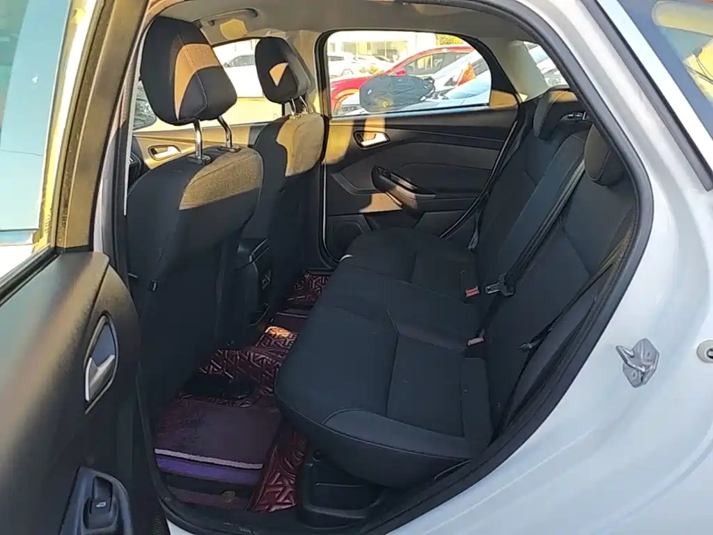 Ford Focus — миниатюра 17