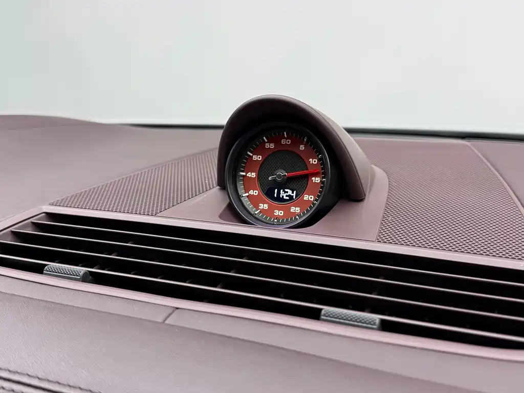 Porsche Panamera — миниатюра 10