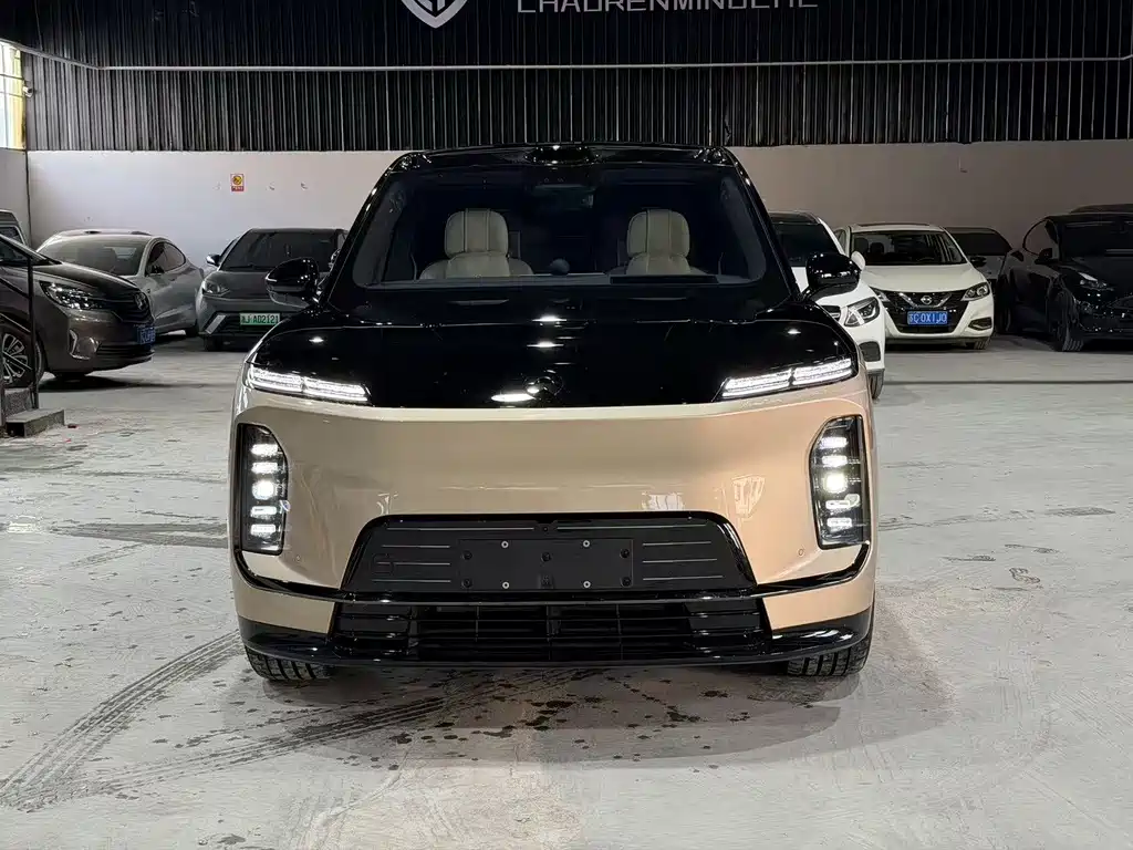 NIO 蔚来ES9 — миниатюра 5
