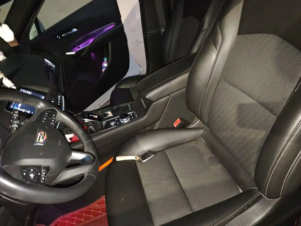 Cadillac XT4 — миниатюра 8