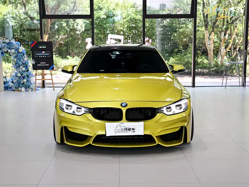 BMW M4 — миниатюра 2