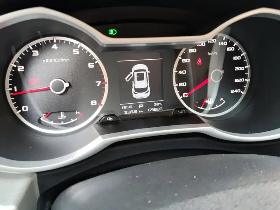 Geely Boyue — миниатюра 14
