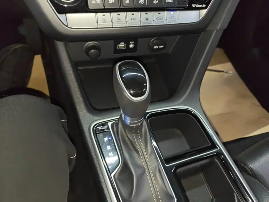 Hyundai Sonata — миниатюра 14