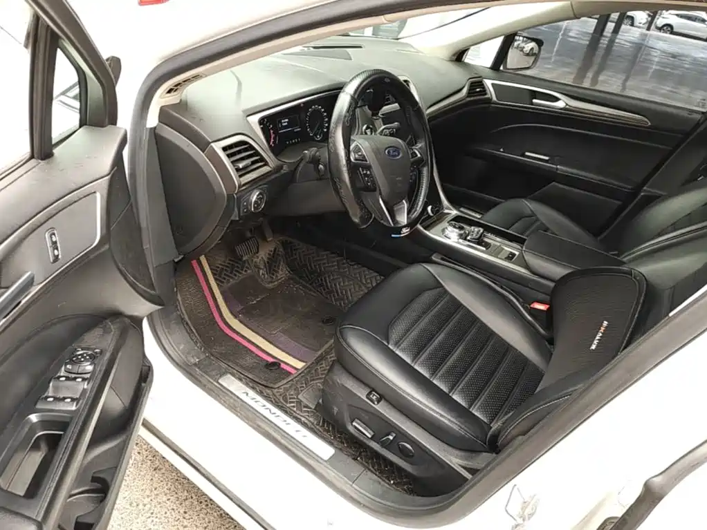 Ford Mondeo — миниатюра 16
