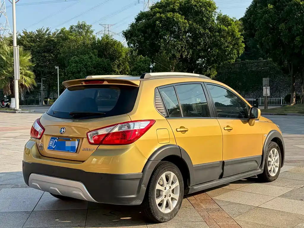 Venucia R50X — миниатюра 9