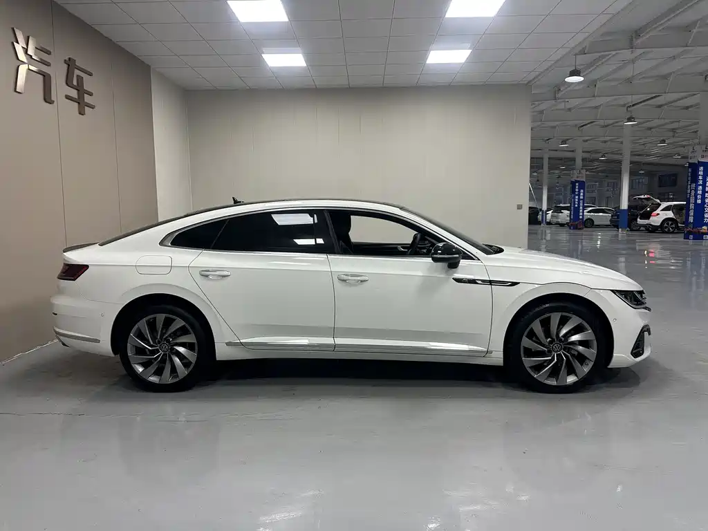 Volkswagen CC — миниатюра 8