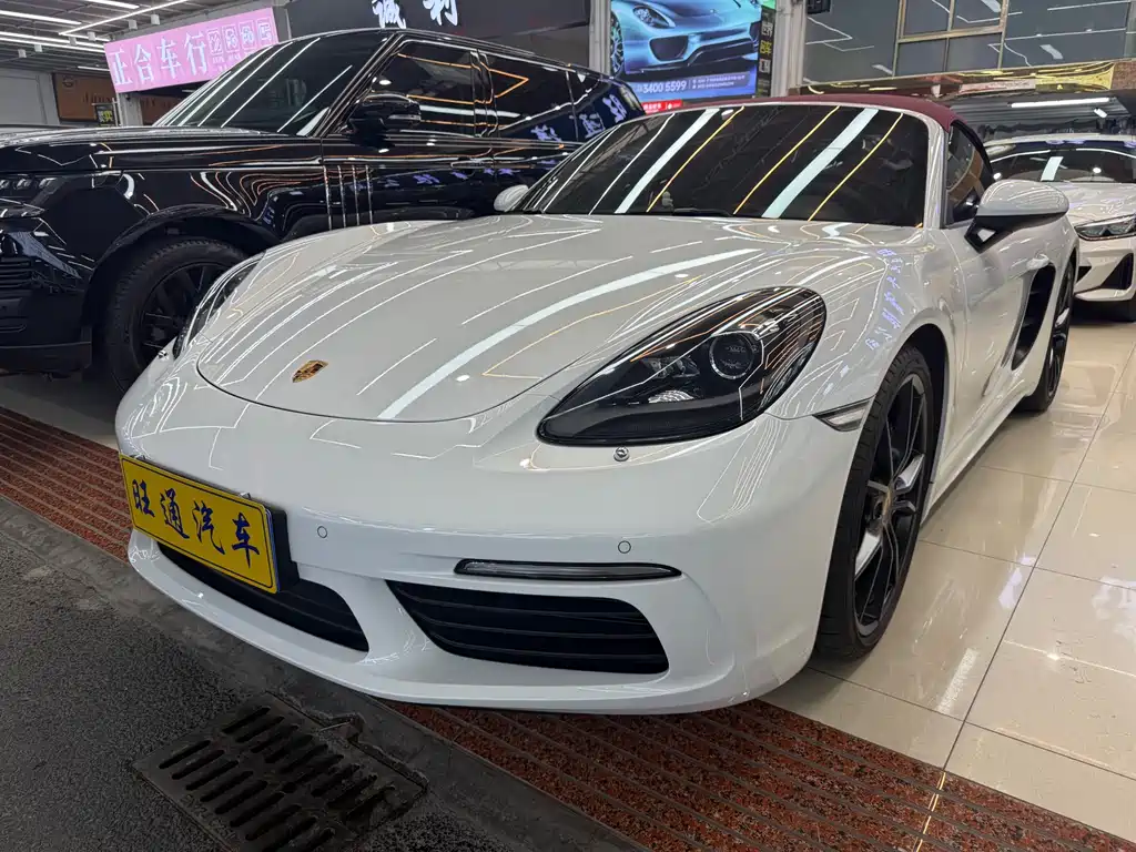 Porsche 718 2022