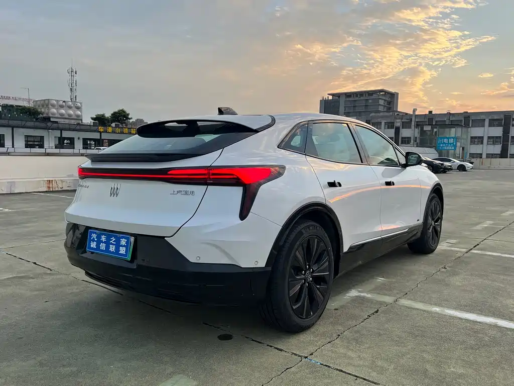 Buick E4 — миниатюра 5