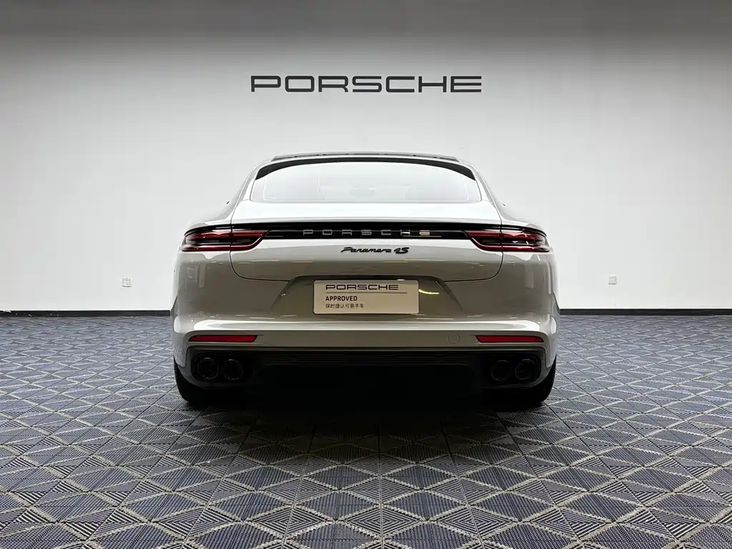 Porsche Panamera — миниатюра 2