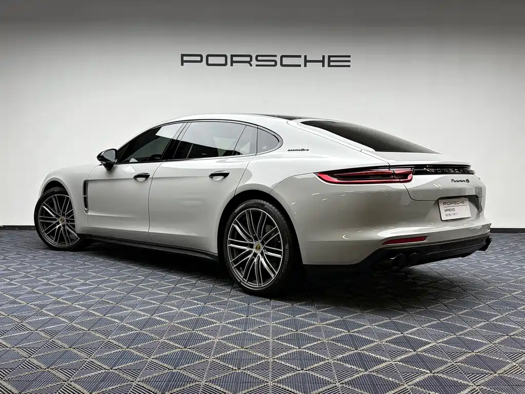 Porsche Panamera — миниатюра 14