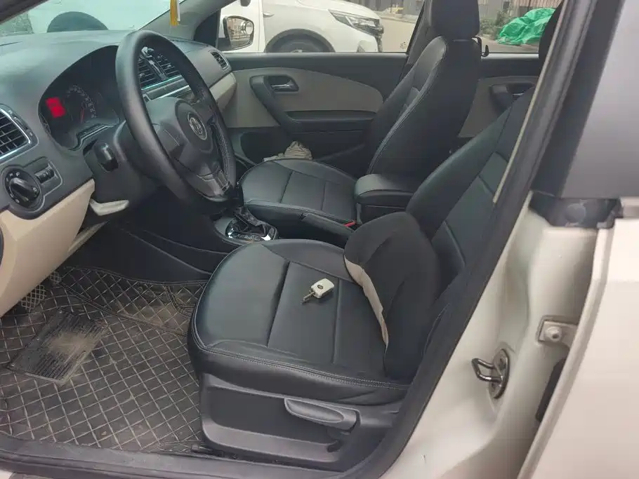 Volkswagen Polo — миниатюра 9