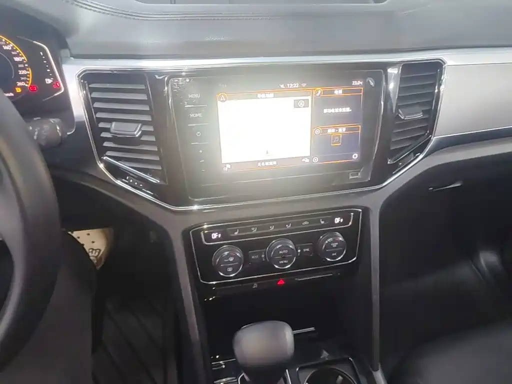 Volkswagen Teramont — миниатюра 13