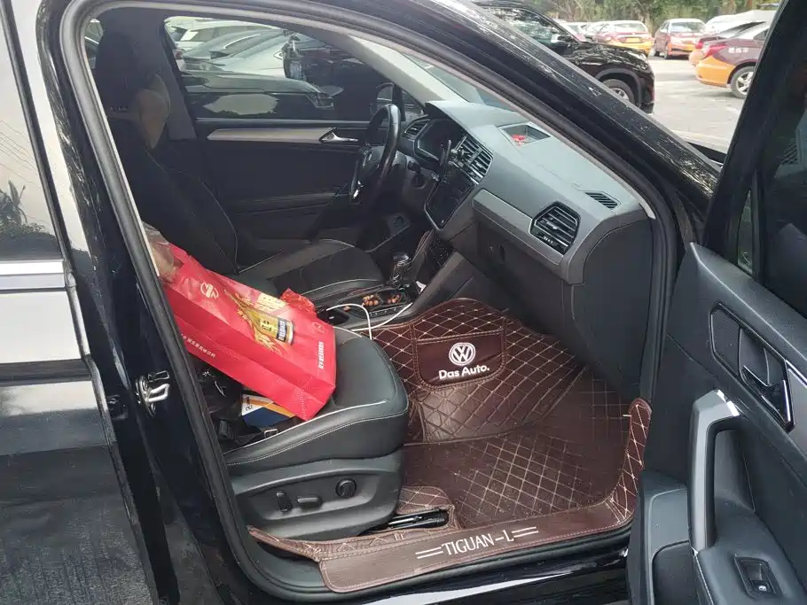 Volkswagen Tiguan L PHEV — миниатюра 8
