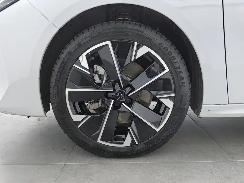 Peugeot 508 — миниатюра 17