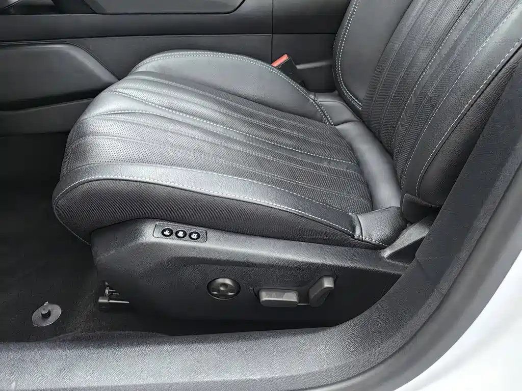 Peugeot 508 — миниатюра 20