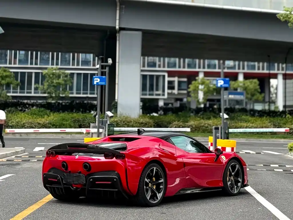 Ferrari SF90 — миниатюра 7