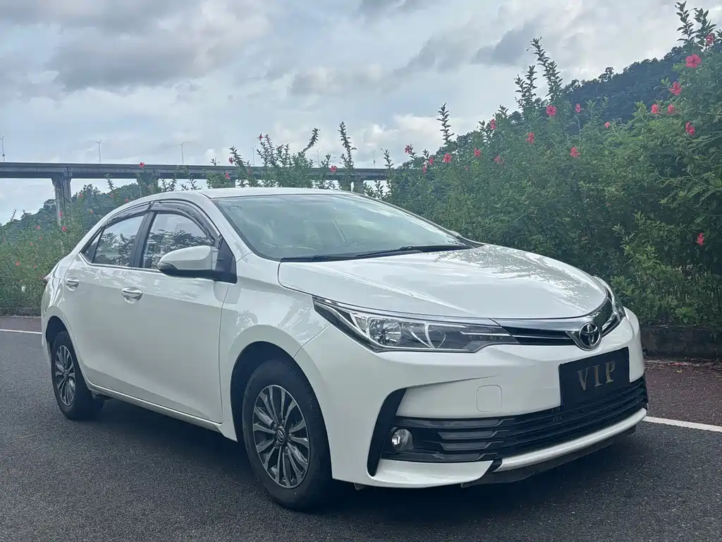 Toyota Corolla — миниатюра 3